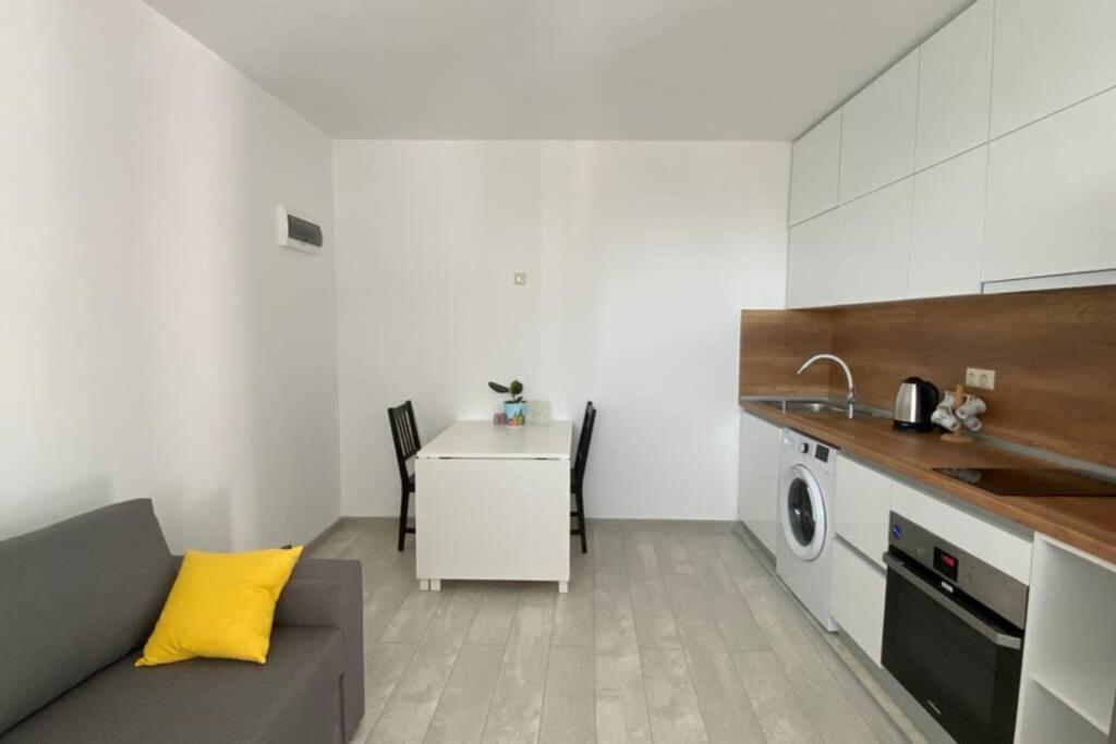 Lola Seaview Guest House. Уютный Домик В Варне Varna Eksteriør billede
