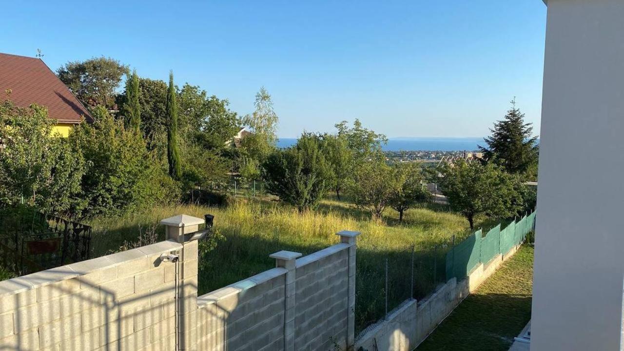 Lola Seaview Guest House. Уютный Домик В Варне Varna Eksteriør billede