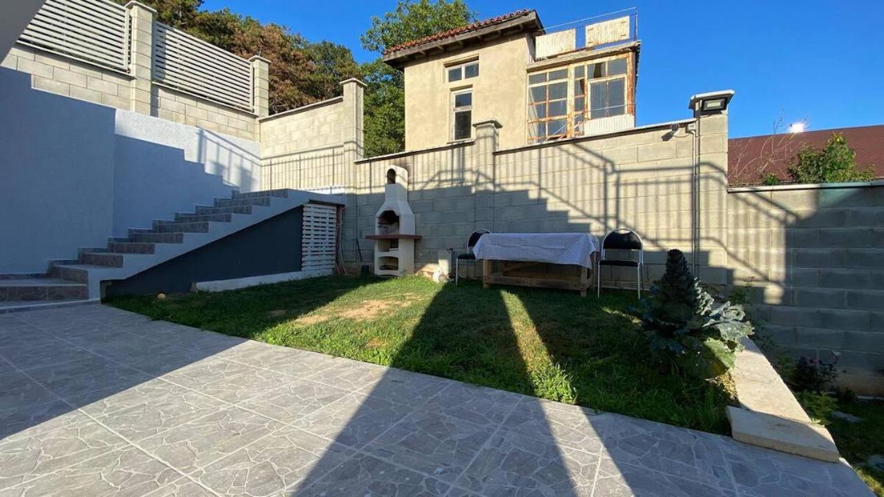 Lola Seaview Guest House. Уютный Домик В Варне Varna Eksteriør billede