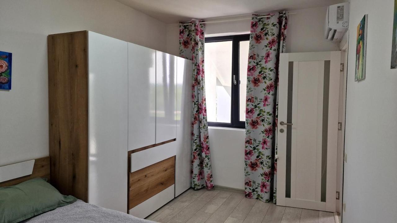 Lola Seaview Guest House. Уютный Домик В Варне Varna Eksteriør billede